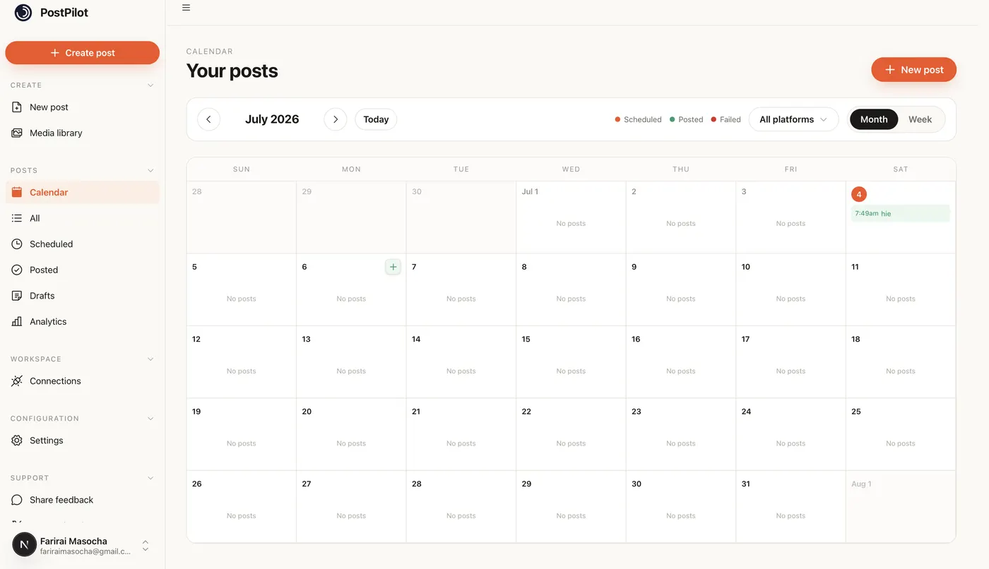 WriteOnce calendar with LinkedIn posts scheduled across the work week